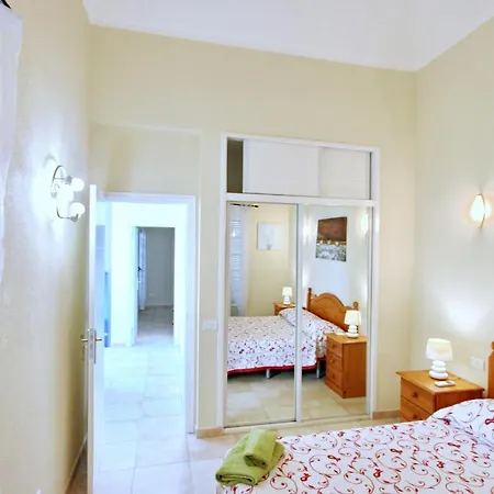 Adeje With Heated Pool, Bbq, Wifi & Spectacular Views By Holidays *