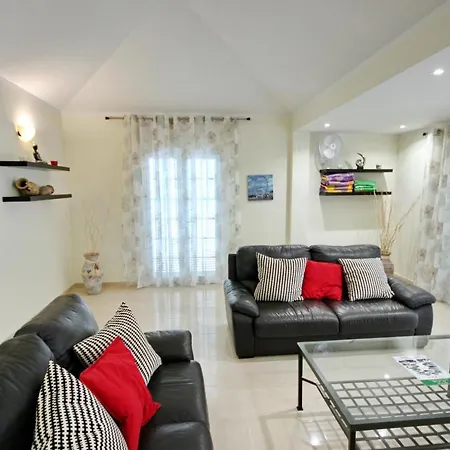 Adeje With Heated Pool, Bbq, Wifi & Spectacular Views By Holidays *