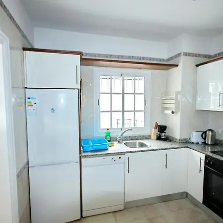 Villa Adeje With Heated Pool, Bbq, Wifi & Spectacular Views By Holidays